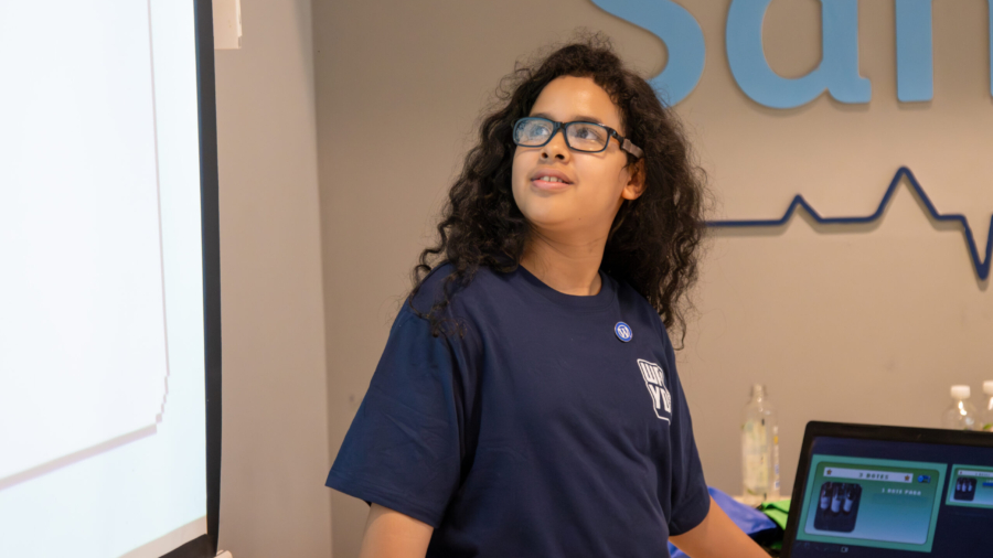 Ponente adolescente Eliana Campos - Comunidad WordPress Honduras